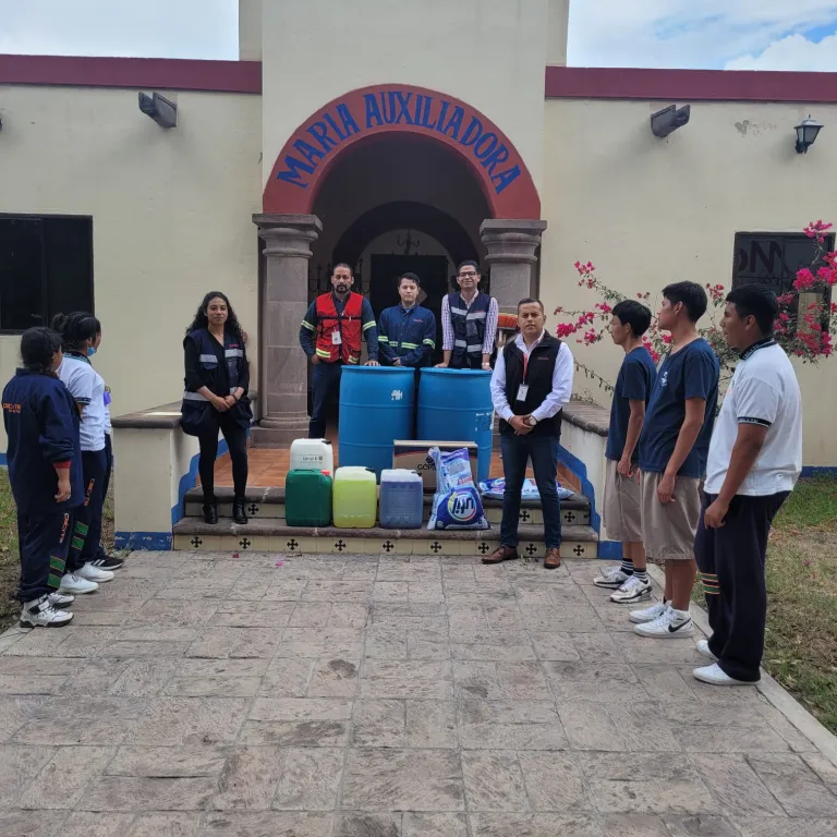 Mexico - Committing to Community Assistance